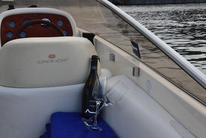 1.5 Hours Private Tour of Lake Como - A Postcard-Style Lakeside City Moment