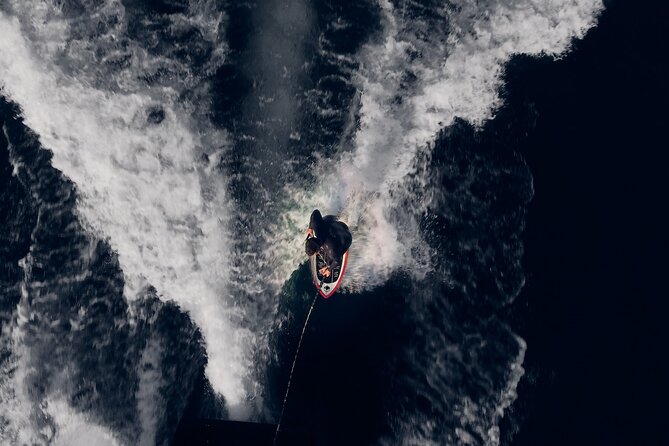 1H Wakeboard and Wakesurf on Lake Como with Mastercraft Boat - Swimming in the lake: a fun option, but keep it smart