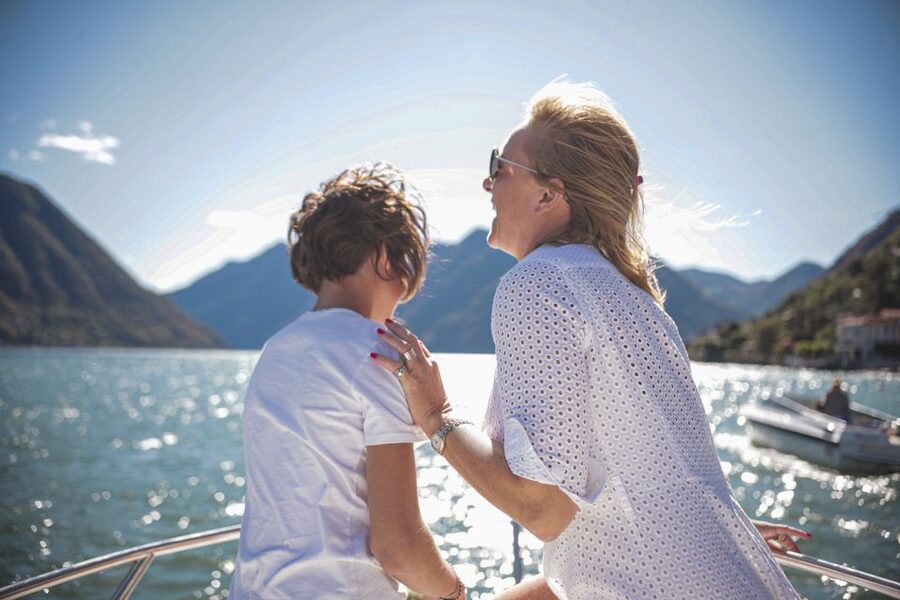 2 hours Private boat tour on lake of Como - What’s included on board, and what you may want to plan for