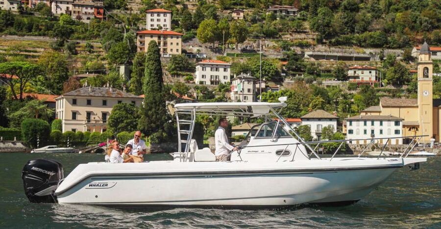2 hours Private boat tour on lake of Como - Captain Giovanni: why the storytelling is the real highlight