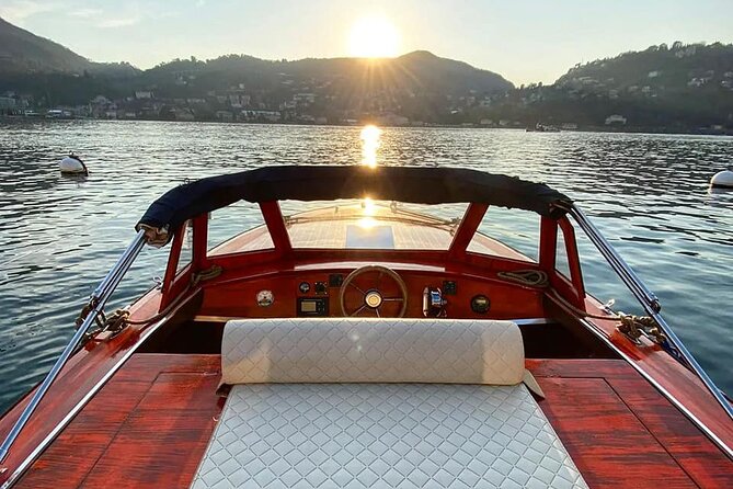 2 Hours Private Wooden Boat Tour on Lake Como 6 pax - Moltrasio to Laglio: celebrity-villa views and the George Clooney connection