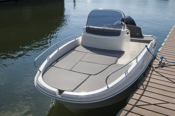 2 Hours Rent Boat SuBacco Lake Como - Starting Point In Como, Lungo Lario Trieste, 28