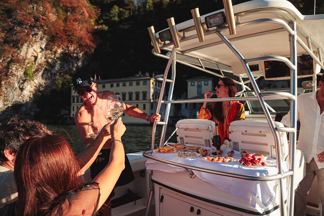 2H Hour Private Cruise on Lake Como by Motorboat 10 PAX - Faggeto Lario and Blevio: The Quieter Villages Between the Headliners