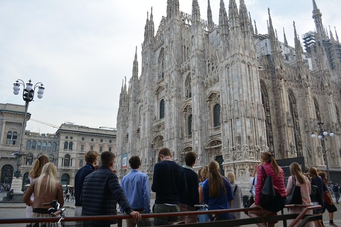 3-Hour Milan City Tour with The Scala Theatre - small group tour - The guide makes the difference, and rain is no problem