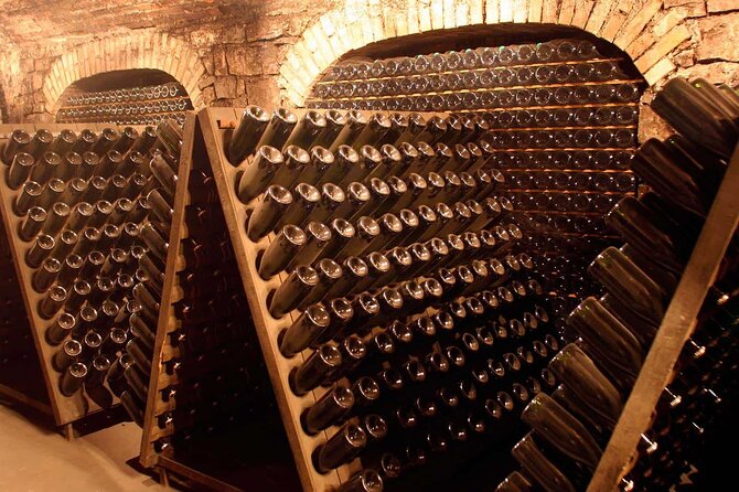 3 Italian sparkling wines and how to distinguish them: Prosecco, Franciacorta.. - The Two-Hour Flow: Tasting, Terms, and Comparisons That Stick