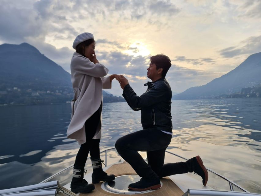 3 or 4 Hours Private Boat Tour on Lake Como: villas and more - The Castle of Urio and Vatican property vibes
