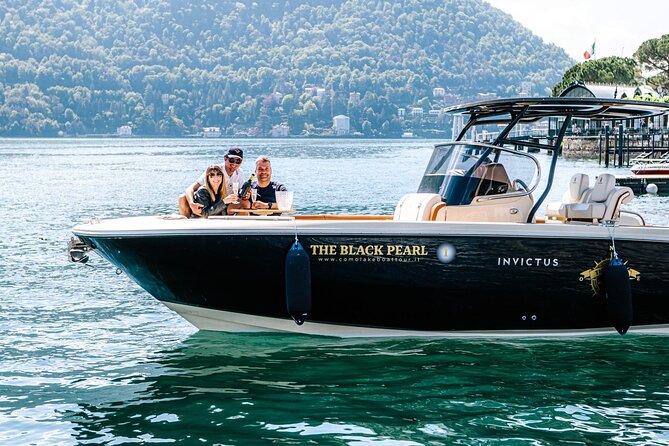 3H Private Cruise Lake Como Tender yacht Invictus 6 pax - Leaving Como: seaplanes, Villa Elmo, and the western shore sweep
