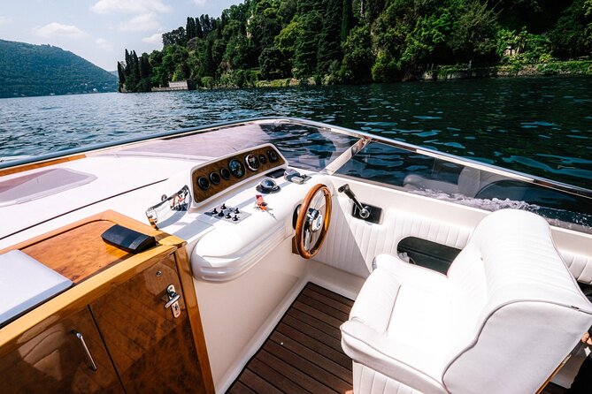 4 Hours Private Cruise on Lake Como by Motorboat - Comacina Island and Balbainello, where swimming meets gardens