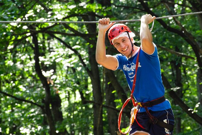 Adult Daily ticket for Adventure Park in Gravedona - How the courses work, from easy routes to head-for-heights challenges