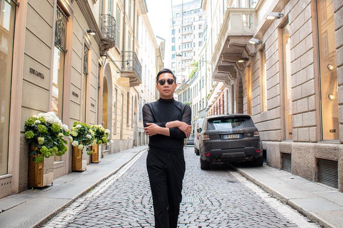 An Adventure in Milan and your unforgettable Private Photoshoot - Stop 2, Galleria Vittorio Emanuele II Portraits Inside the Arcade