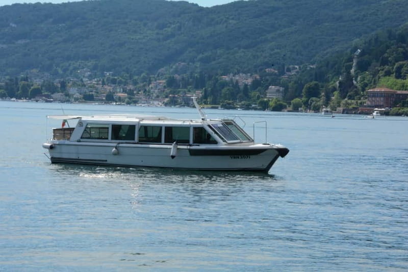 Baveno: Madre Island & Bella Island Tour Hop-on Hop-off - Isola Bella: Palazzo Borromeo and 10 terraces you can feel