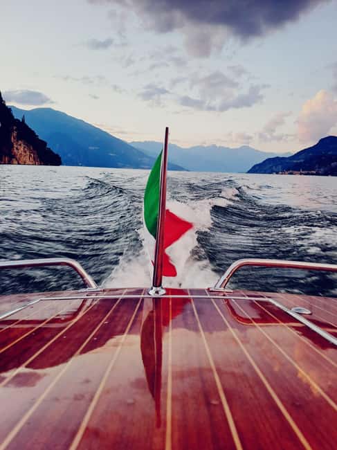 Bellagio/Menaggio: Private Trip on a Vintage Wooden Boat - From Bellagio, Menaggio, Varenna, or Tremezzina, the lake starts immediately