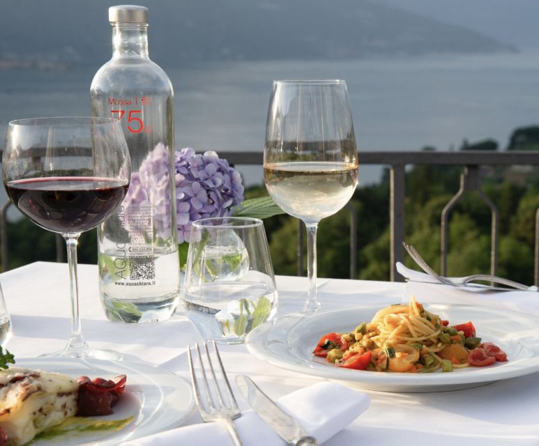 Bellagio Walking Tour + Lunch + Villa Balbianello - The Bellagio Walking Tour: Stone Lanes, Churches, and Pescallo Views