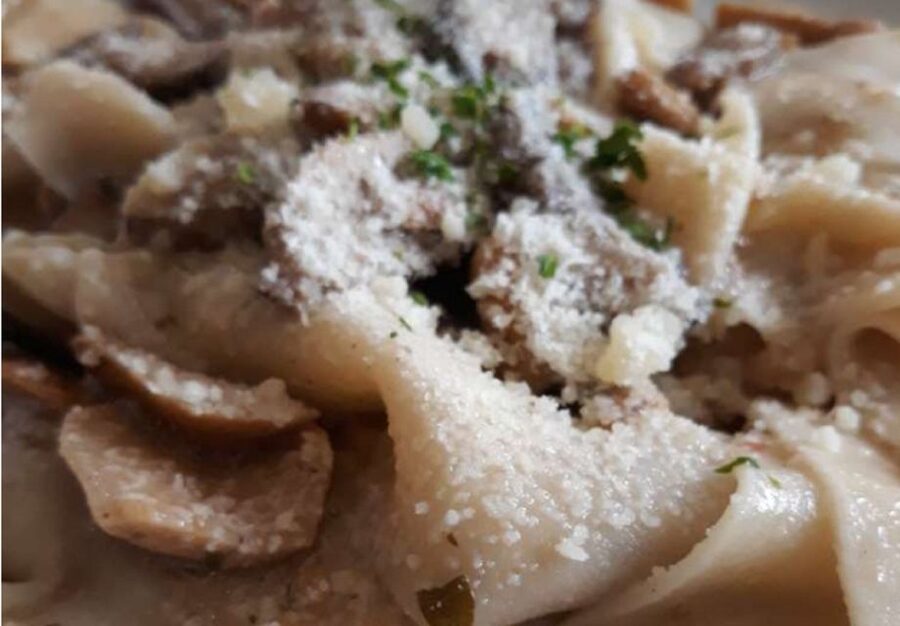 Bergamo: 3.5-Hour Traditional Food Tour - Stop 3: Bakery dessert and the gelato finish
