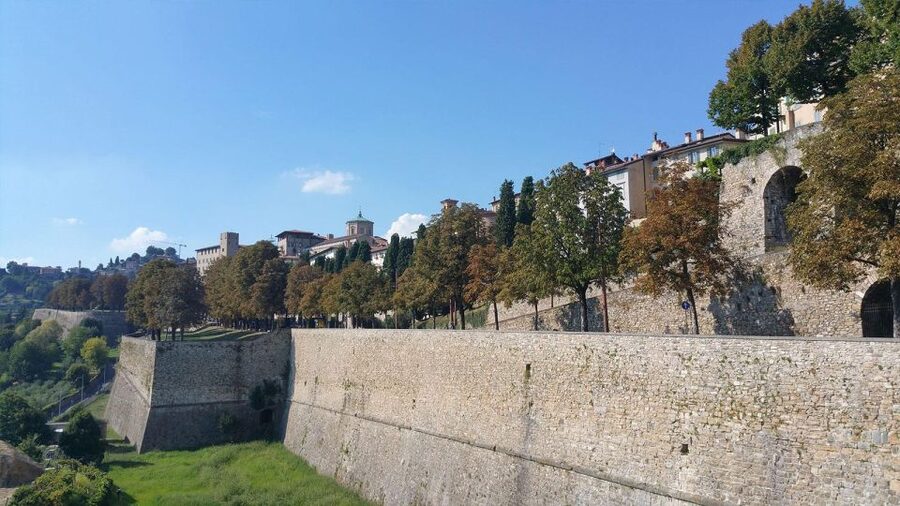 Bergamo Audioguide - TravelMate app for your smartphone - Price and value for different types of travelers