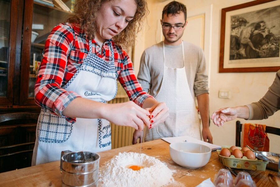 Bergamo: Pasta & Tiramisu Cooking Class at a Local's Home - What Happens in the 3 Hours (Your Practical Timeline)