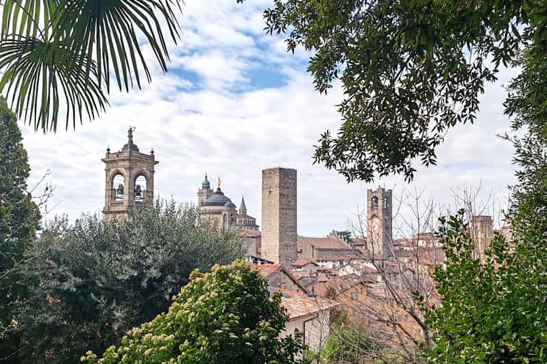 Bergamo: Upper Town Guided Tour with French-speaking Guide - Key things I think you will like