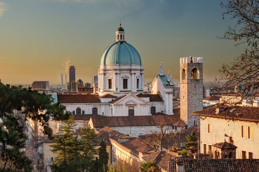 Brescia: Private Guided Walking Tour - Rotonda Cathedral: Brescia’s medieval anchor with real atmosphere