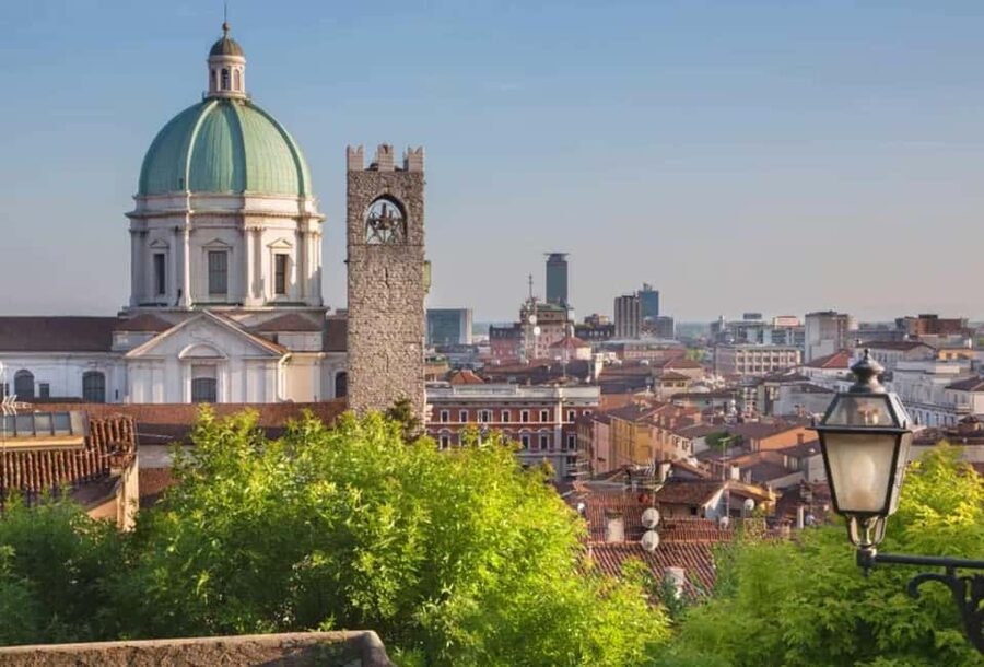 Brescia: the unexpected. History, local stories and a drink - What you get in 3 hours, and how the pace feels