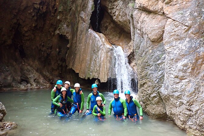 Canyoning "Summerrain" - fullday Canyoning Tour also for beginner - The canyon route: climbs, slides, swimming, and abseiling