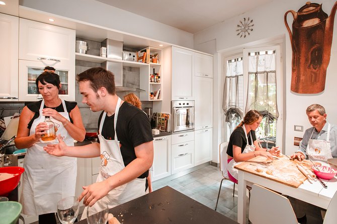 Cesarine: Cooking Class with tasting at Local's Home in Milan - Why Choose a Cesarine Cooking Class in a Milan Local Home Kitchen