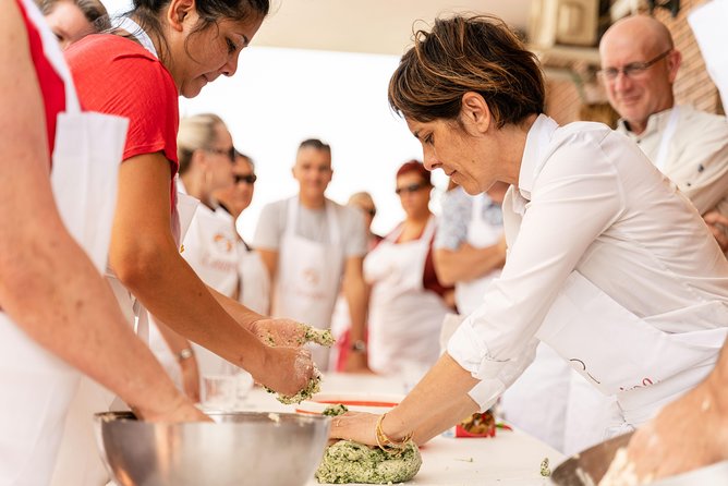 Cesarine: Small group Pasta and Tiramisu class in Bergamo - Price and Value: What $162.21 Really Buys