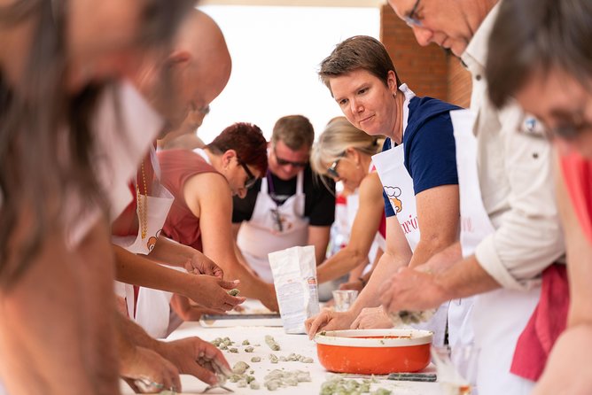 Cesarine: Small group Pasta and Tiramisu class in Varenna - Cesarine pasta and tiramisu class: the real value