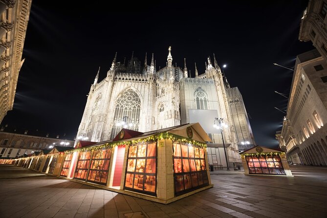 Christmas Time in Milan Walking Tour - Galleria Vittorio Emanuele II: Christmas lights inside Milan’s famous arcade