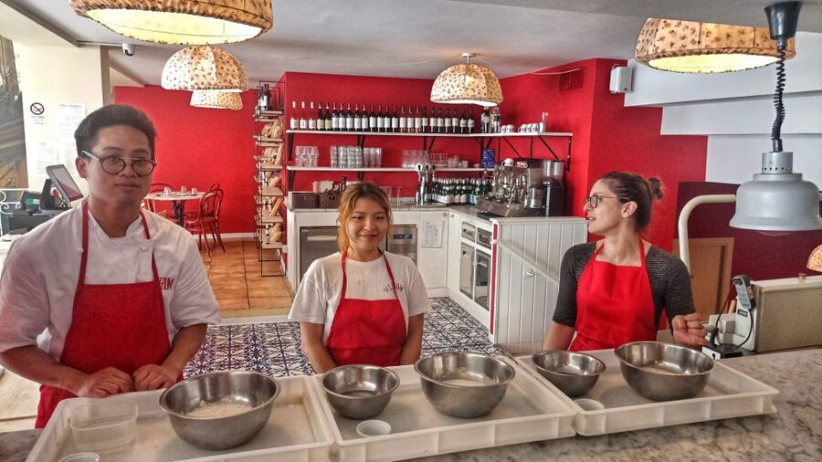 Como Area: Pizza Training Experience - Toppings and Techniques: Simple Moves, Better Results