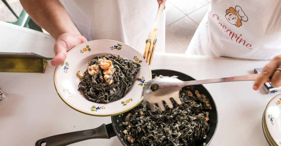 Como: Cooking Class at a Local's Home - How the 3-Hour Lesson Flows (From Ingredients to the Table)
