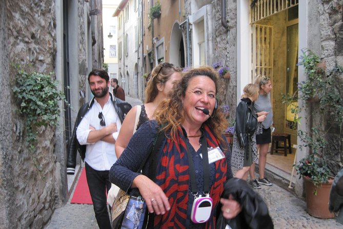Como Food Tour - The tasting lineup: cheeses, sliced meats, olive oil, and more
