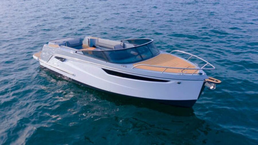 Como: Luxury Boat Tour on Lake Como - Price and value: $339.86 per group up to 6, plus the €50 cash add-on