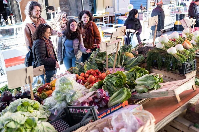 Como: Market Tour and Cooking Class at a Local's Home - Lombardy Market Shopping: Picking the Right Ingredients Makes the Meal