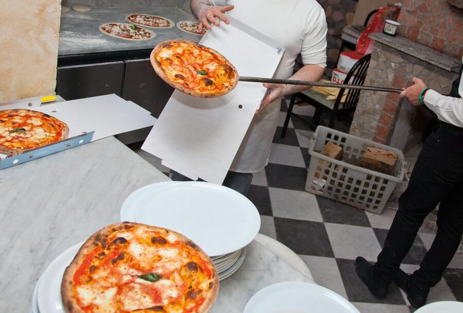 Como: Premium Pizza-Making Class at a Pizzeria - Dietary needs: what’s possible and what’s not