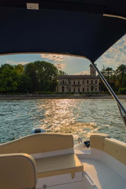 Como: Private 1-Hour Boat Rental - More “big villa” sightings: Villa Pizzo and Villa di Versace