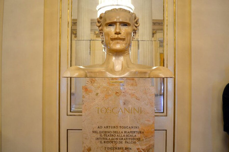 Da Vinci's Last Supper & Milan Sightseeing Tour - Entering the Duomo: scale, dress code, and timing