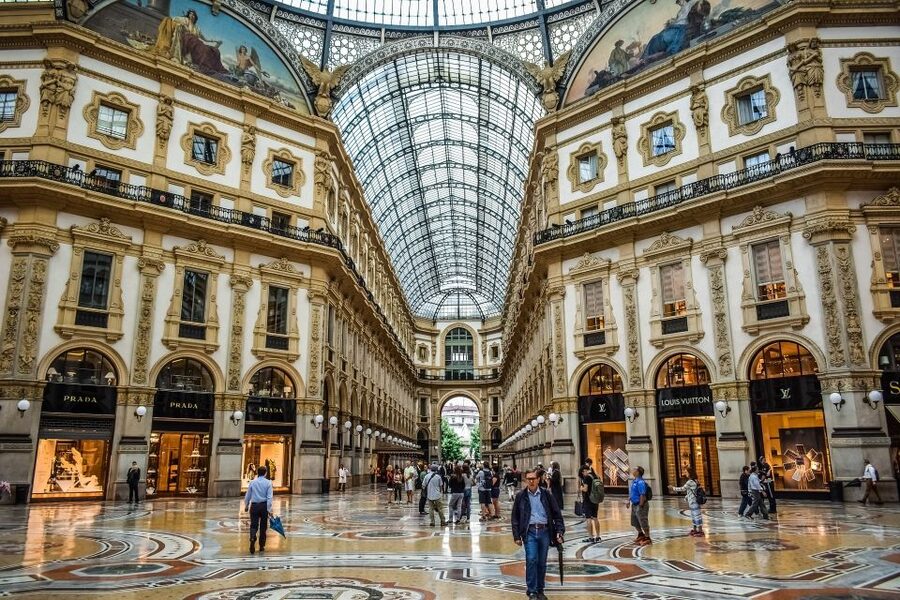 Discovering Milan's fashion soul - Quadrilatero della Moda: turning addresses into a story