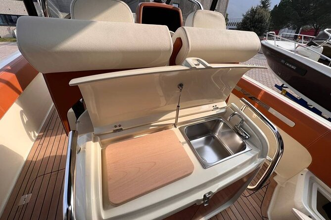 Dreamer tour(1 H) luxury boat aperitif onboard - Artaria to Cademartori: publishing roots and resort reinvention