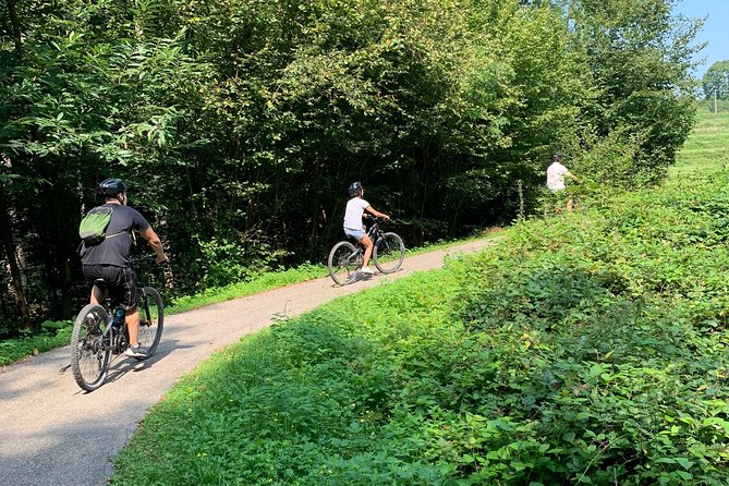 E-bike tour Bergamo - Stop 1, Castello di San Vigilio: 15 minutes that make the city click