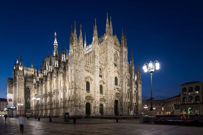 Exclusive Private tour of Milan with pickup - Galleria Vittorio Emanuele II: shopping landmarks without the shopping pressure