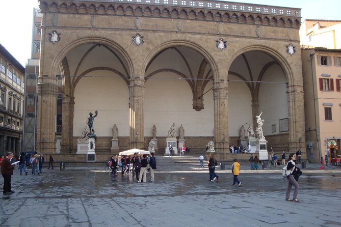 Florence Renaissance and Medieval: Day Trip from Milano by High-Speed Train - Palazzo Vecchio and the bridge to the jewelry world