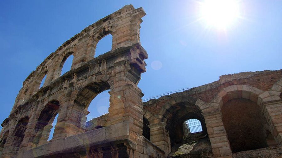 From Bergamo: Verona and Sirmione Full-Day Tour - Verona: Juliet’s balcony, Romeo energy, and a guided walk that sets the stage