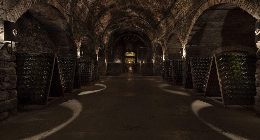 From Bergamo: Winery Tour in Franciacorta with Lunch - The Winery Experience: How Franciacorta’s Process Is Explained Like a Story