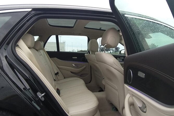 From Como to Milan hotels - Private Transfer - Should you book this private transfer from Como to Milan?