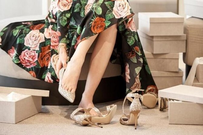 From Lake Como or Milan: Serravalle VIP shopping and Wine Tasting - VIP shopping at Serravalle: the comfort upgrade most people skip