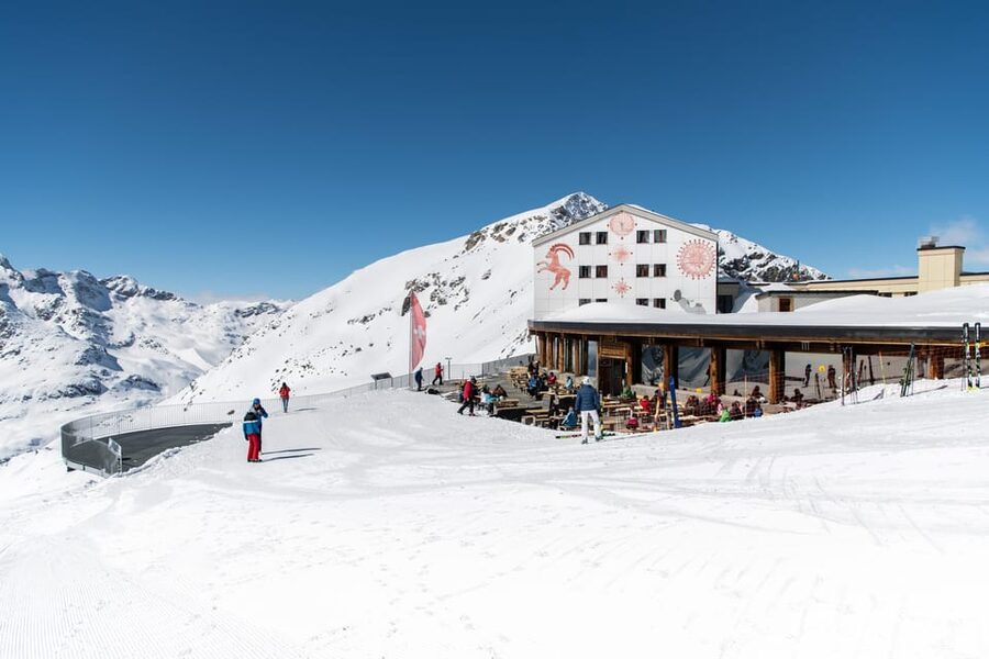 From Milan: Bernina Red Train & Lunch with Mountain Views - Who should book this Diavolezza and Bernina day