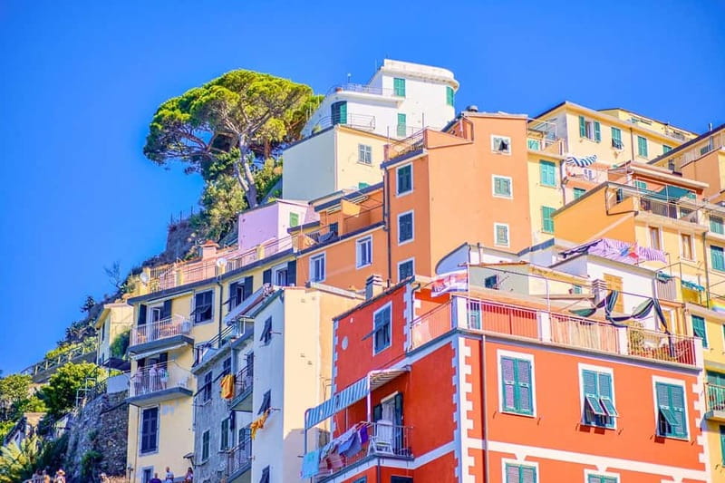 From Milan:Cinque Terre National Park with Limoncino Tasting - Crowds, walking, and the comfort reality