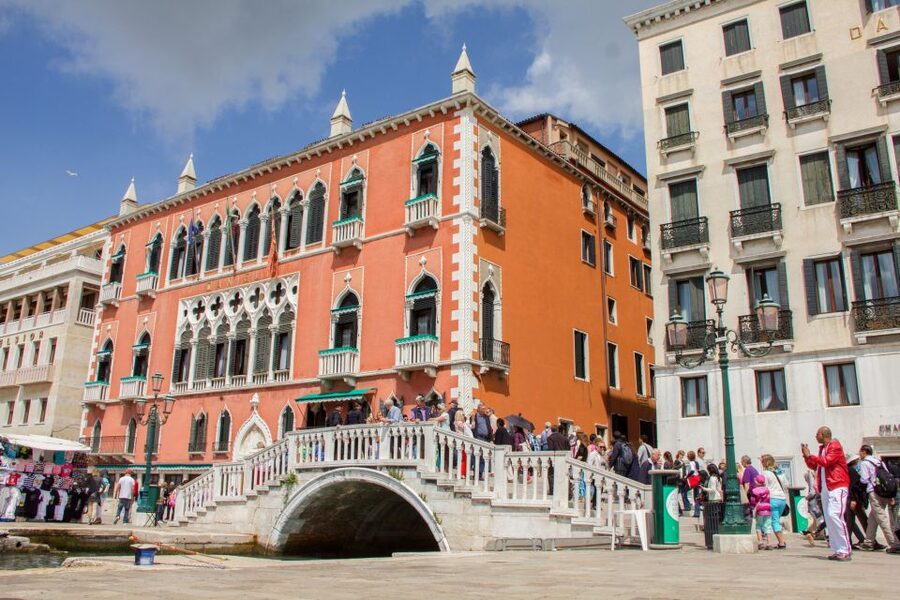 From Milan: Day Trip to Venice with Guided City Tour - St Mark’s Square, Doge’s Palace, and the main-island sights you’ll actually remember