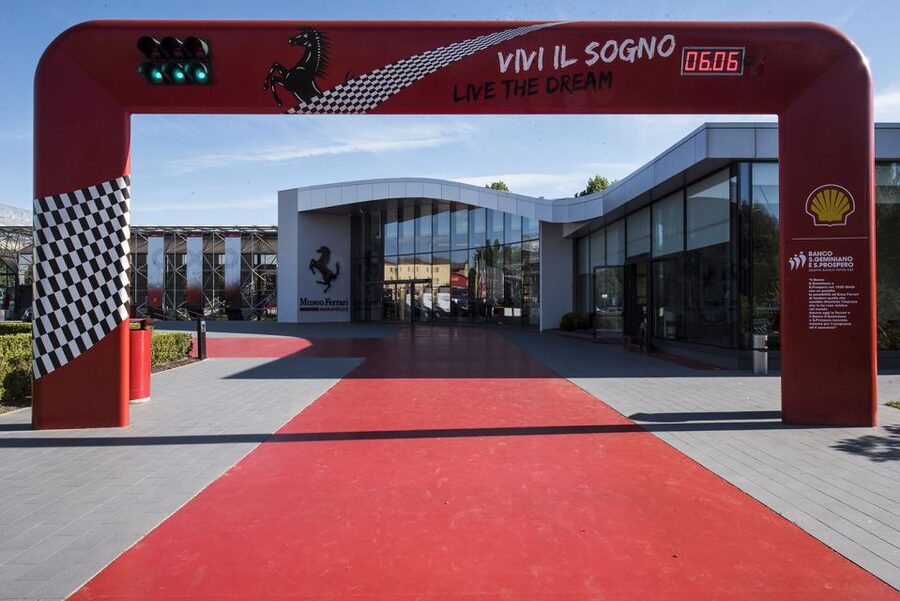 From Milan: Ferrari Full-Day Tour with Lunch - Farm lunch near Maranello: good break, mixed expectations