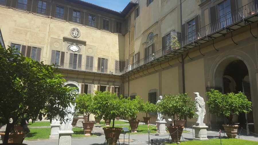 From Milan: Florence Walking Tour with Train Tickets - Where You’ll Spend Time: Cafés, Shopping, and the Straw Market